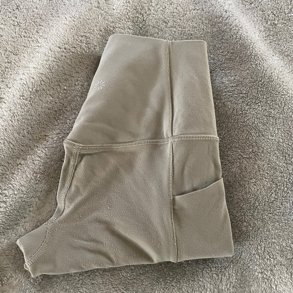 Athleta Salutation Tight leggings